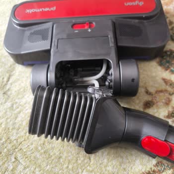 Dyson Süpürge Zemin Başlığı Kırıldı, Garanti Kapsamı Reddedildi, Yüksek Ücret Talebi