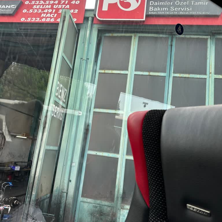 Geciken Sefer Ve Yanıltıcı Priz Ve USB Özellikli Otobüs