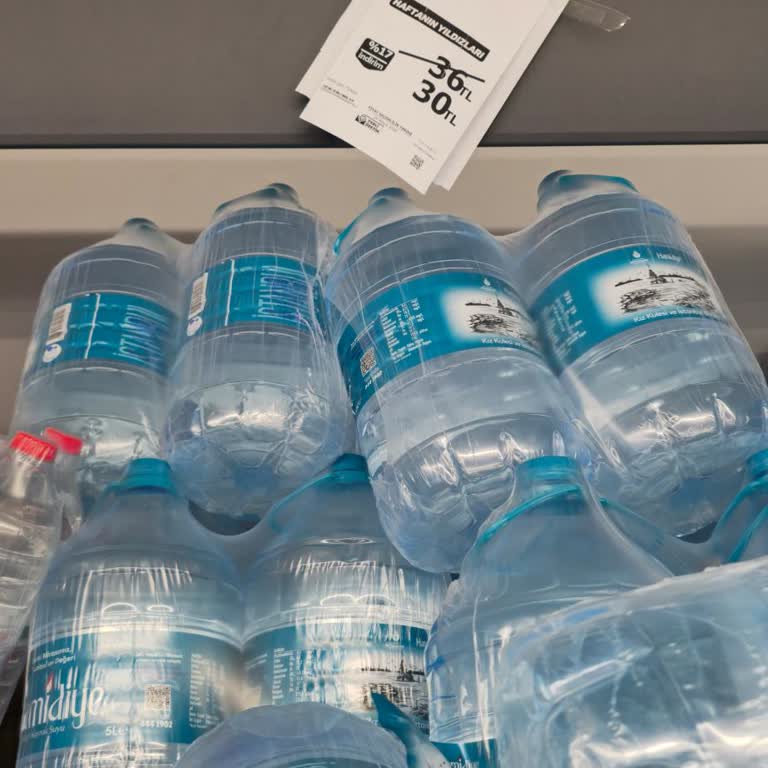 Etiket Fiyatı İle Kasa Fiyatı Arasındaki Fark Ve Kaba Çalışan Tutumu