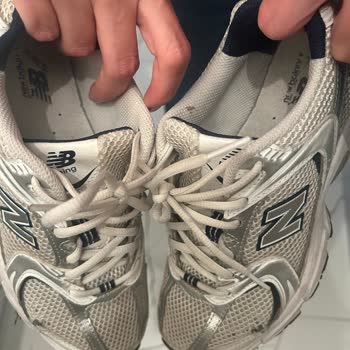 SuperStep New Balance 530 Ayakkabısının İki Tarafı Deforme, İnceleme Sonuçları Olumsuz