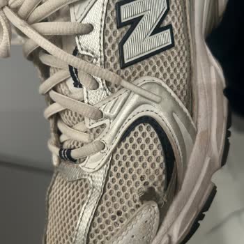 SuperStep New Balance 530 Ayakkabısının İki Tarafı Deforme, İnceleme Sonuçları Olumsuz
