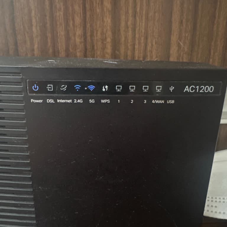 İnternet Bağlantısı Yok, Teknik Ekip Gelmedi Ve Bilgilendirme Yapılmadı
