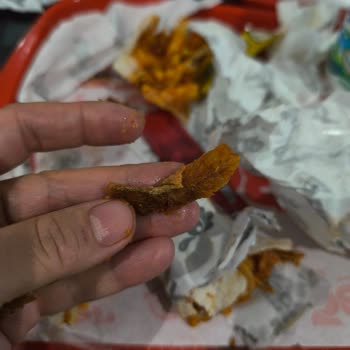 Yanık Ve Çürük Patates, İşletmecinin İlgisiz Tutumu