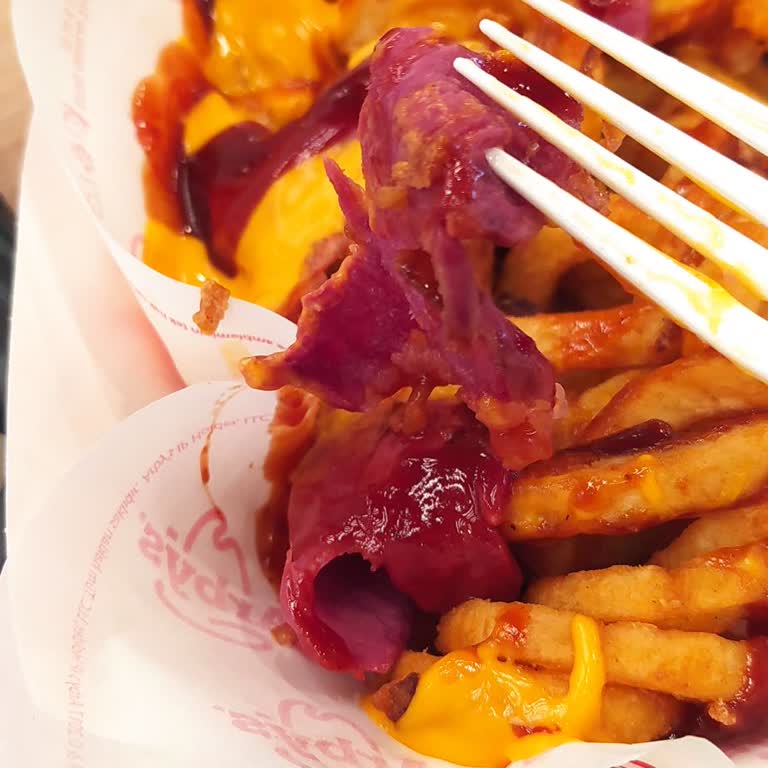 Arby's Menüde Görüntüyle Uyuşmayan Et Miktarı Ve İade Talebi