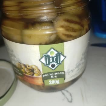 BİM'den Bozulmuş Izgara Zeytin, Küf Ve Parçalanmış Ürün