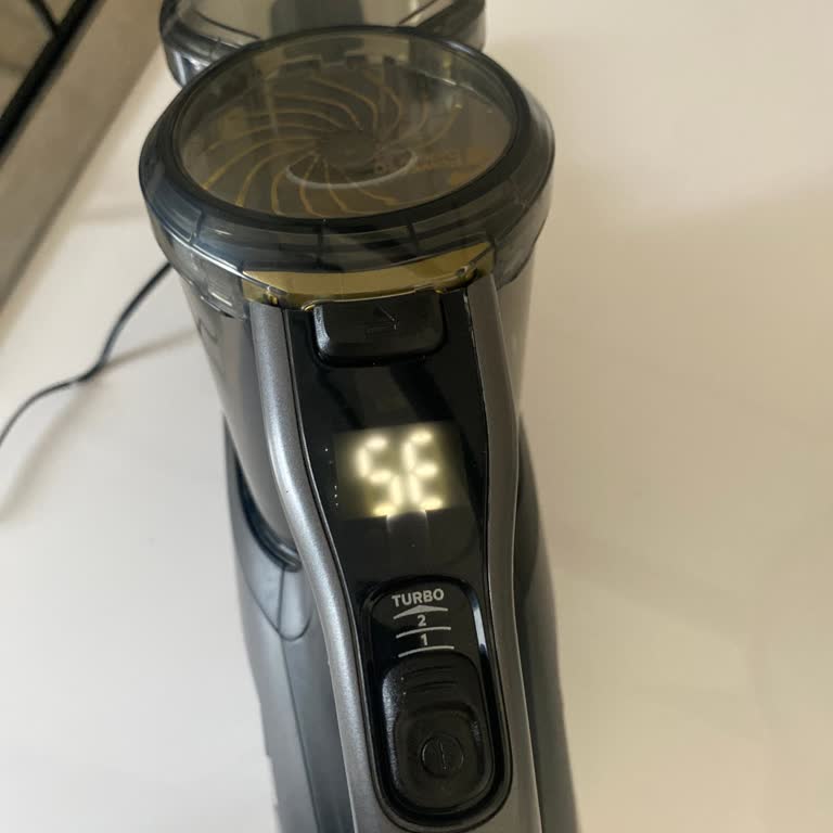 İlk Kullanımda Hata Veren Philips 8000 Aqua Plus Süpürge Ücretsiz Değişim Talebi