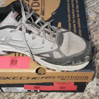 Skechers Ayakkabımın Ön Yapışkanı Koptu, Haksız Garanti Reddi