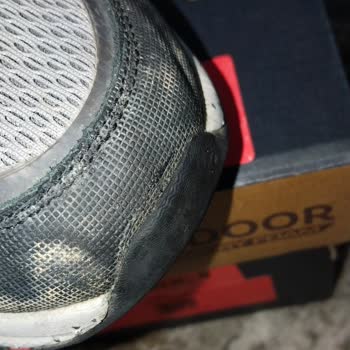 Skechers Ayakkabımın Ön Yapışkanı Koptu, Haksız Garanti Reddi