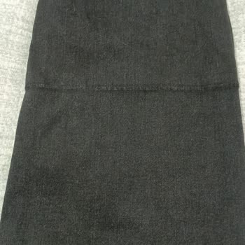 LCW Pantolonunda Görünür İz Ve Cevapsız Müşteri Desteği