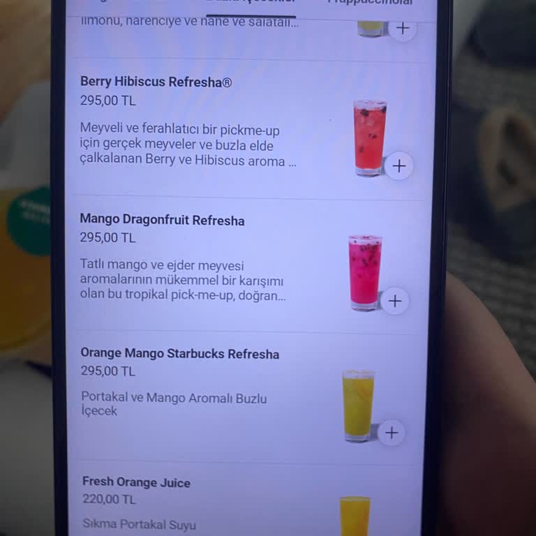 Starbucks Buzlu Portakal Suyu Buzsuz Geldi, Müşteri Hizmetleri Saygısız ve İade Reddi