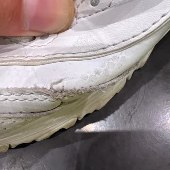 Skechers D’Lites Ayakkabısının 2 Ayda Açılması Ve Garanti Reddi Üzerine Şikayet