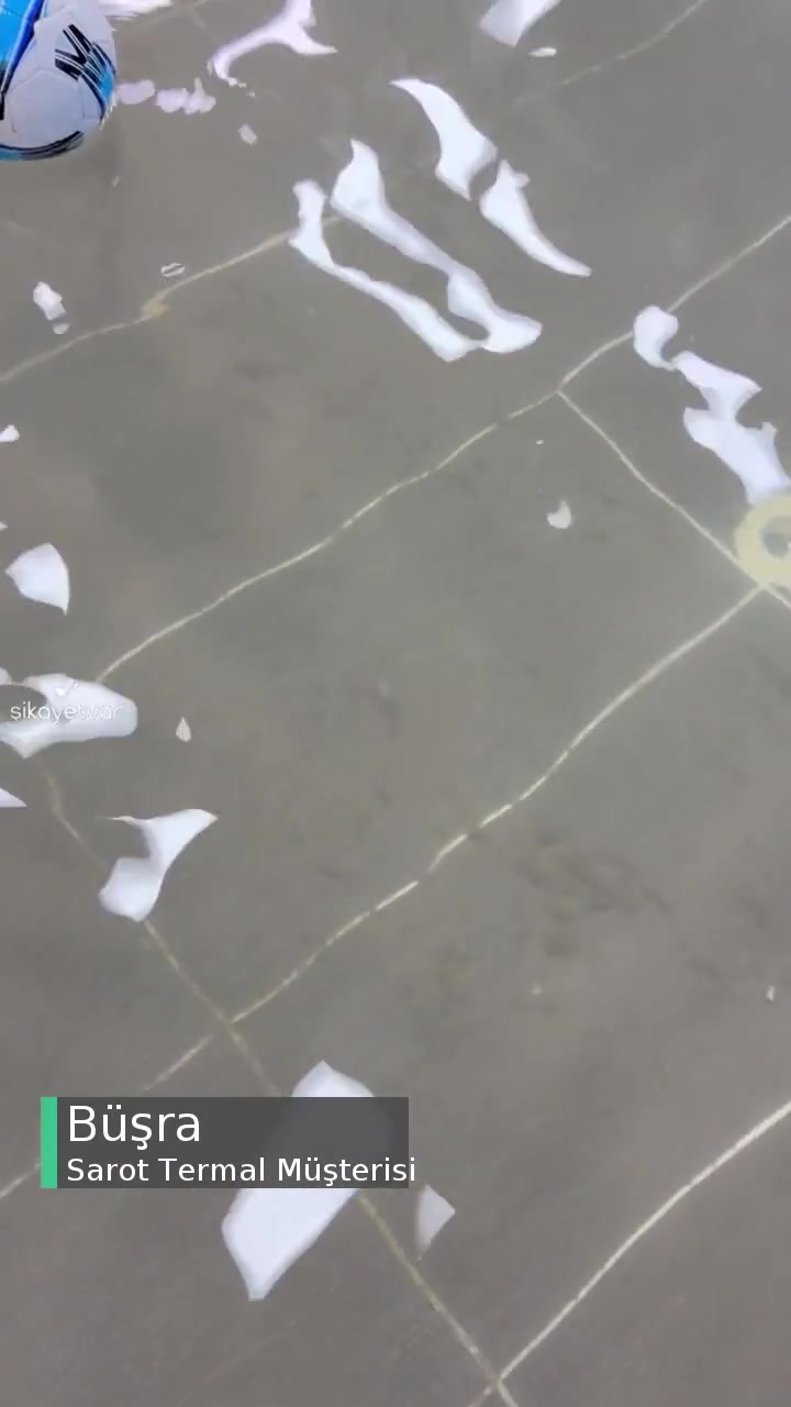 Sarot Termal Havuz Kirliliği Ve Hava Soğuk Olduğu Halde Suyun Buz Gibi Olması videonun kapak resmi