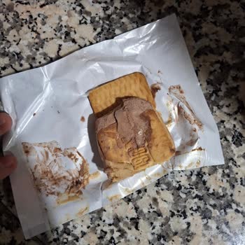 Nogger Mini Dondurmasında Yarım Bisküvi Sorunu