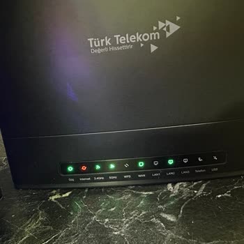 Beş Saat Süren Kesintili Fiber İnternet Ve İlgisiz Müşteri Temsilcisi