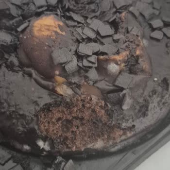 Migros'tan Alınan Küflü Pastada Çocuğumun Sağlığı Tehlikede