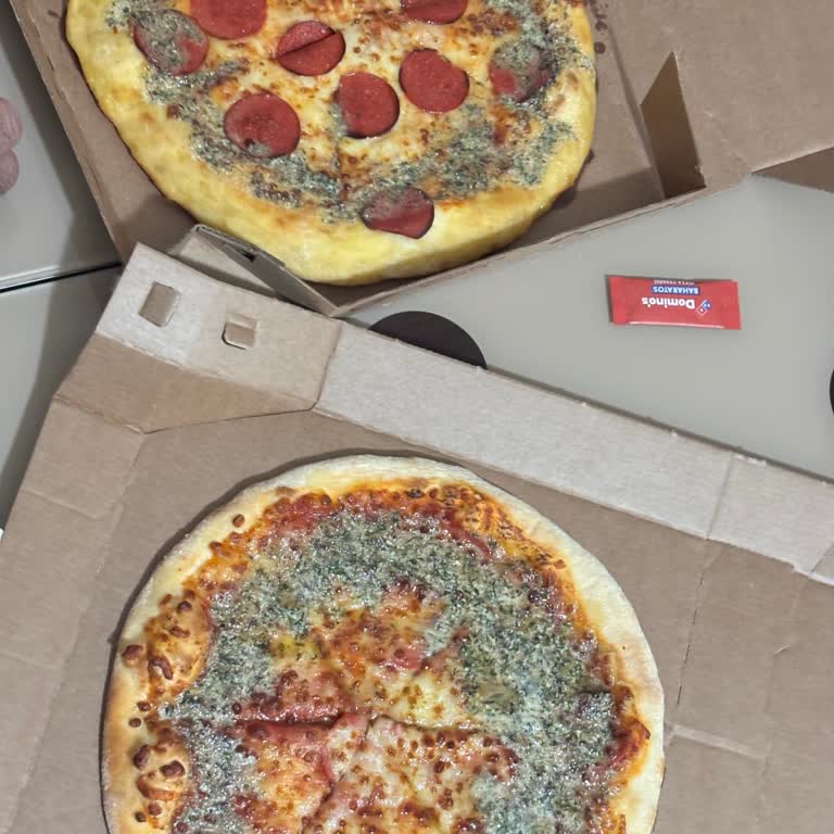 Sucuksuz, Soğuk Ve Geciken Pizza İçin Müşteri Hizmetleri Yardımcı Olmadı