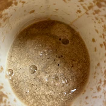 Starbucks Kahvesinde Süt Kesildiği İçin İade Talebi