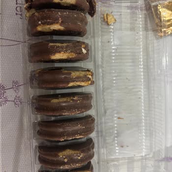 Ülker Halley Bisküvi Paketinde Dökülme Ve Eksik Parçalar