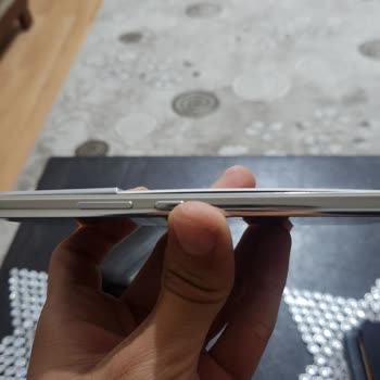 Samsung S22 Batarya Şişmesi Güvenlik Riski Ve Garanti Dışı Değişim Talebi