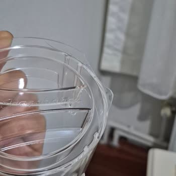 Kırık Sürahi Değişimi Reddedildi, Personel Saygısız Davrandı