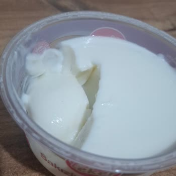 Sakızlı Tatlıda Kıl Çıktı Hijyen Ve Güven Sorunu
