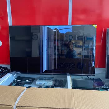 Bim Markette Satın Alınan Dijitsu Televizyonun Kırık Paneli Ve Sorumluluk Reddi