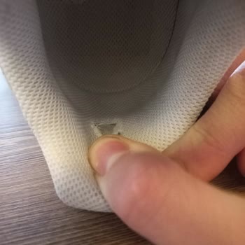 Nike Air Force 1 Ayakkabısının İç Astarının Erken Yırtılması Ve Üretim Hatası İadesi Talebimiz