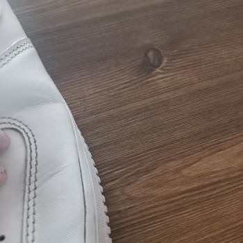 Nike Air Force 1 Ayakkabısının İç Astarının Erken Yırtılması Ve Üretim Hatası İadesi Talebimiz
