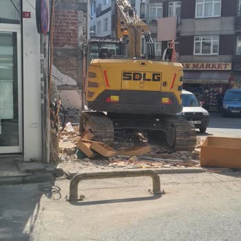 Kablo Net’in Yıkım Sonrası İnternet Kesintisi: 5 Gün Çözüm Yok, Acil Bağlantı Talebi