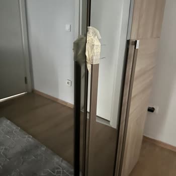 Kırık Dolap Kolu Parçası Tedarik Edilemiyor, Müşteri Mağdur