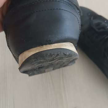 Polaris Kadın Spor Ayakkabısının Kısa Sürede Çatlaması Ve Tek Fotoğrafla Reddedilen Şikayet