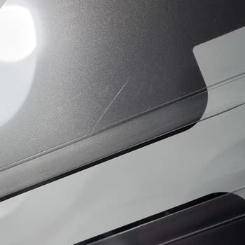 Spigen İPad Air Ekran Koruyucu Setinde Üretim Hatası Ve Yanlış Hizalama