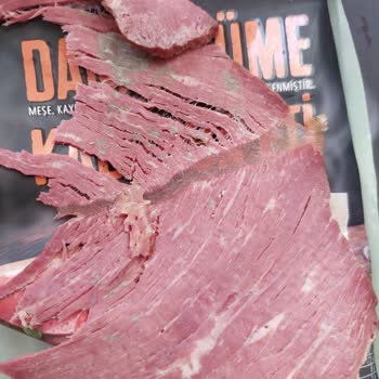 Polonez Dana Füme Kaburga Etinde Küf Ve Kötü Koku: Güvenim Zedelendi