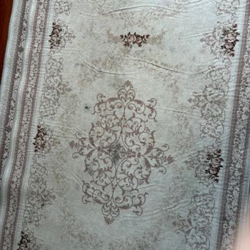 Küflenen Halılar İçin Ücretsiz Yeniden Yıkama Talebi