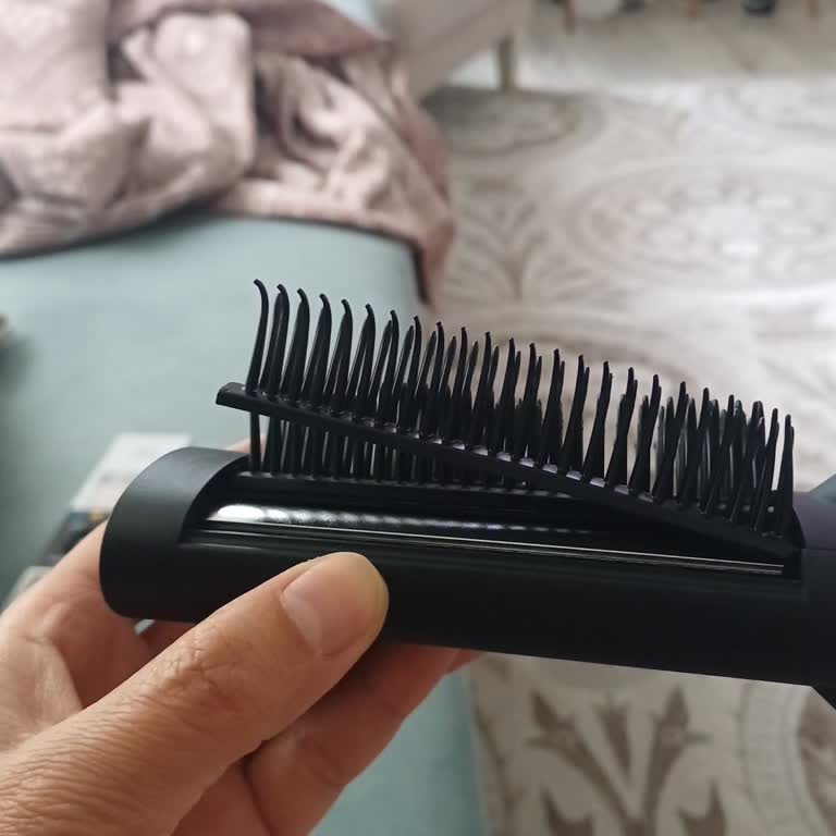 Dyson Saç Aparatı Kırıldı, Yedek Parça Gecikti Ve Kuaför Masraflarıyla Mağdur Oldum