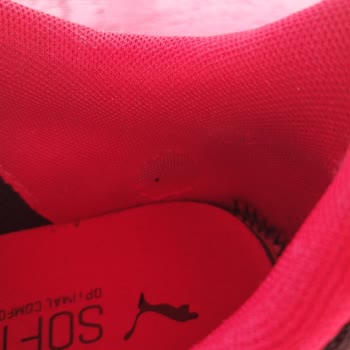 Deichmann Mağazasındaki Puma Ayakkabısının İç Astar Yırtılması Ve İade Sürecindeki İletişim Eksikliği