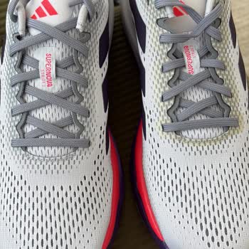 Defolu Adidas Supernova Ayakkabı İçin Para İadesi Talebi