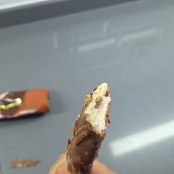 Magnum Mini Dondurmalarda Parça Eksikliği Ve Fabrikasyon Hatası