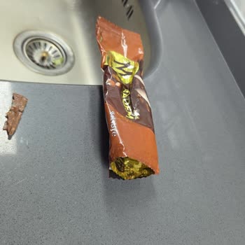 Magnum Mini Dondurmalarda Parça Eksikliği Ve Fabrikasyon Hatası