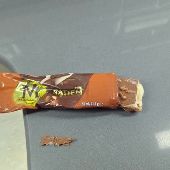 Magnum Mini Dondurmalarda Parça Eksikliği Ve Fabrikasyon Hatası