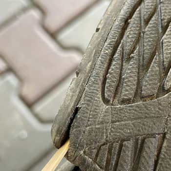 New Balance 1906U Ayakkabısının Taban Açılması Kalite Ve Güven Sorunu