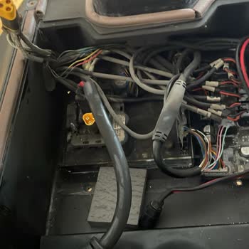 Onvo Rx4 Scooter Motor Beyni Su Girişi Nedeniyle Yanmış Ve Yedek Parça Bulunamıyor