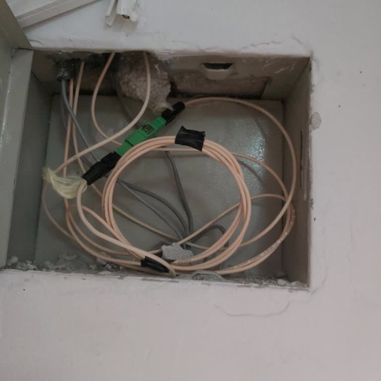Superonline Fiber İnternette Sürekli Kopma Ve Hız Düşüklüğü Ücretsiz Kablo Değişimi Talebi