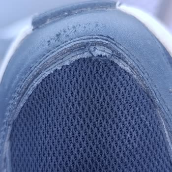 Skechers Ayakkabısının Erken Parçalanması Kullanıcı Hatası Olarak Değerlendirildi