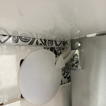 Servis Montaj Hatası Davlumbaz Bacasını Kesti, Ücretsiz Değişim Talep Ediyorum
