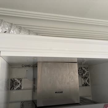 Servis Montaj Hatası Davlumbaz Bacasını Kesti, Ücretsiz Değişim Talep Ediyorum