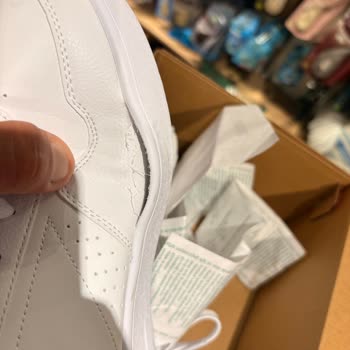 Deichmann'da Değişim Sonrası Tek Kullanımlık Puma Ayakkabısında Patlama Ve Çözüm Eksikliği
