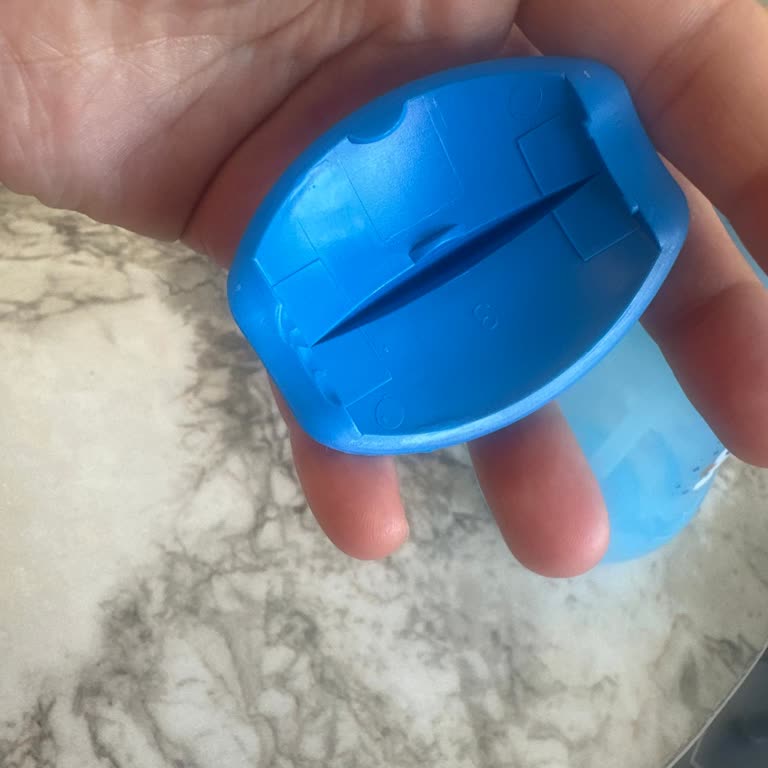 BİM Kırık Kapaklı Wee Baby Suluk İçin Kapak Değişimi Talebi