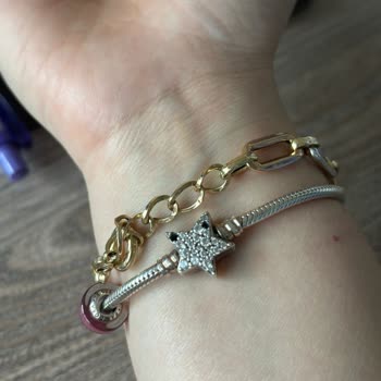Pandora Bileklikte Taş Dökülmesi Ve Mağazanın Yardım Reddetmesi