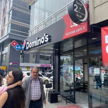 Domino’s Pizza’da Personelin Hakaretli Tavrı Hijyen Ve Güven Kaybına Neden Oldu